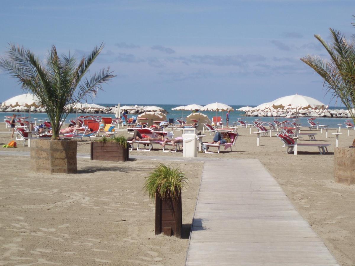 Hotel Del Vecchio Rimini Exterior photo